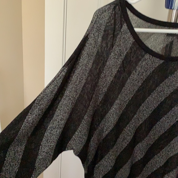 Rock and Republic dolman sleeve tunic sweater - Picture 3 of 5